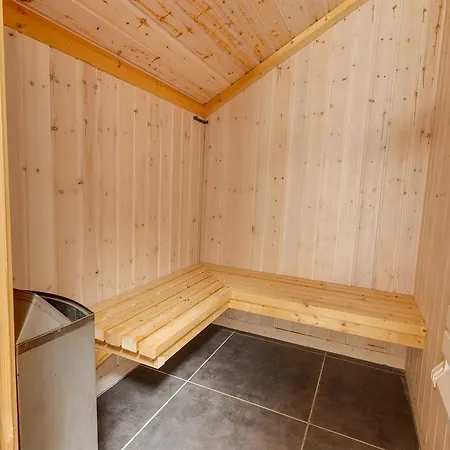 Two-bedroom Holiday In * Hals