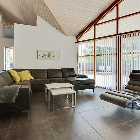 Tatil Evi Two-bedroom Holiday In *